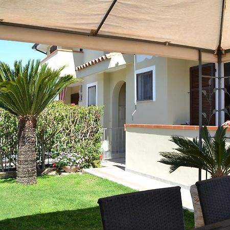 Casa Delle Conchiglie Apartment Pula Exterior photo